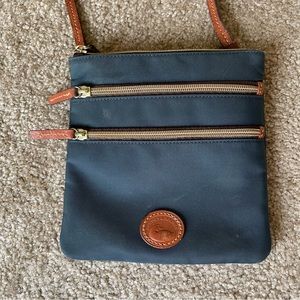 Dooney and Bourke crossbody purse
